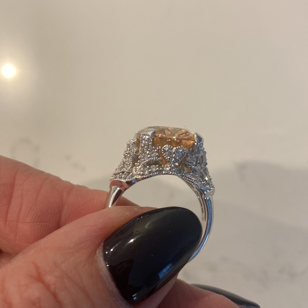 Gemstone Ring - image 4